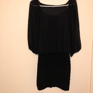 🎉LBD! Long sleeve black body con dress